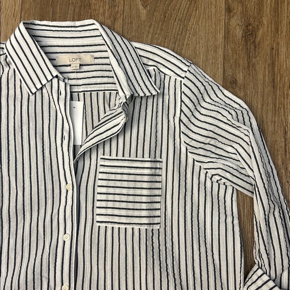 LOFT  Casual Striped Shirt in Gray and White - Picture 4 of 10